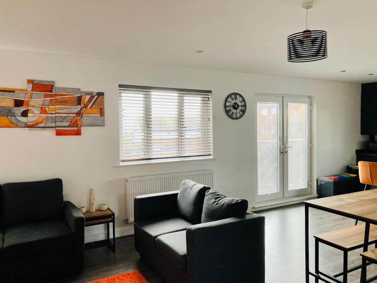 Spacious Newly Built Apartment Rhos On Sea, Colwyn Bay Exterior photo